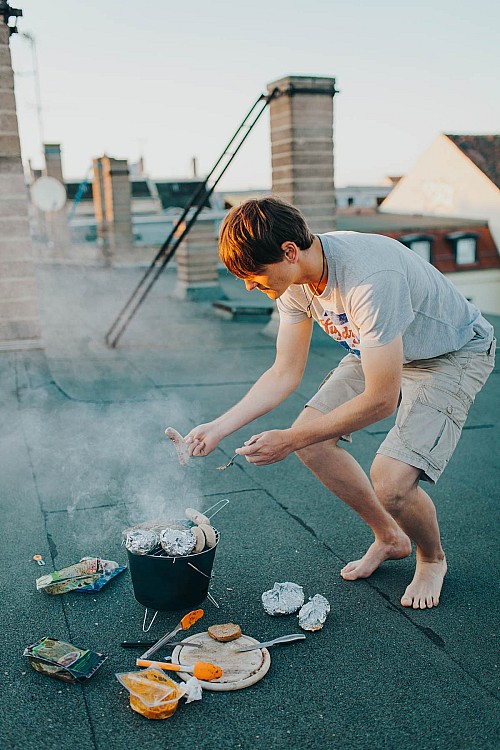 Kay Fochtmann - Deutschland - Leipzig - rooftop - barbecue - lifestyle photography